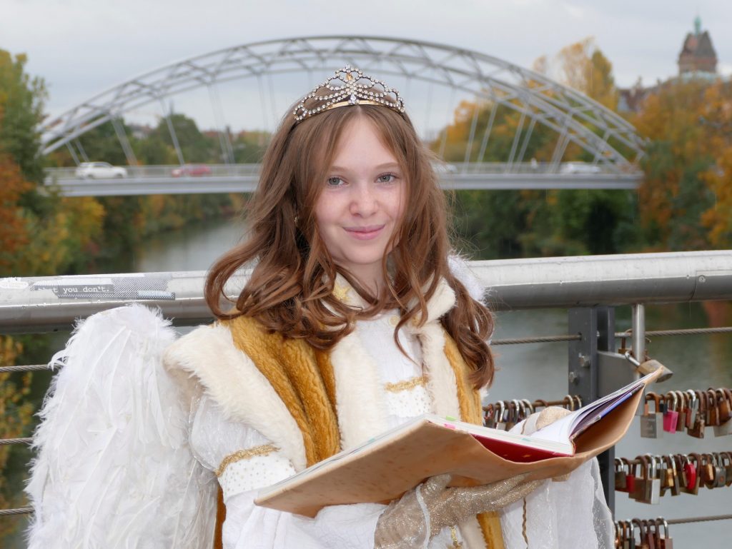 Mehr über den Artikel erfahren Wer wird das neue Christkind?